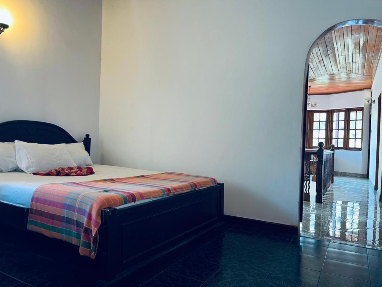 Mystique Hideout Hotell Kandy Eksteriør bilde