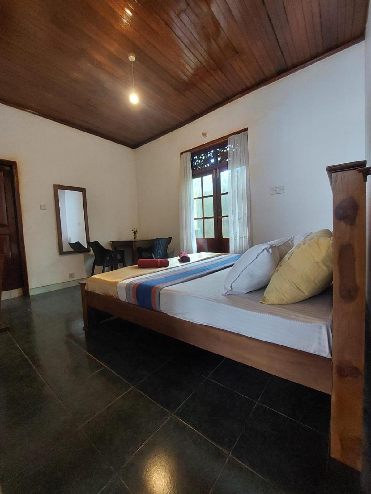Mystique Hideout Hotell Kandy Eksteriør bilde